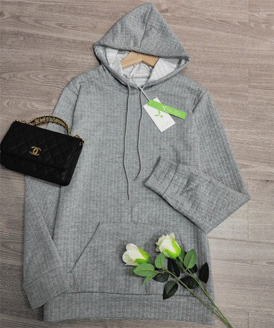 Greta - Chic Solid-Coloured Hoodie with Long Sleeves