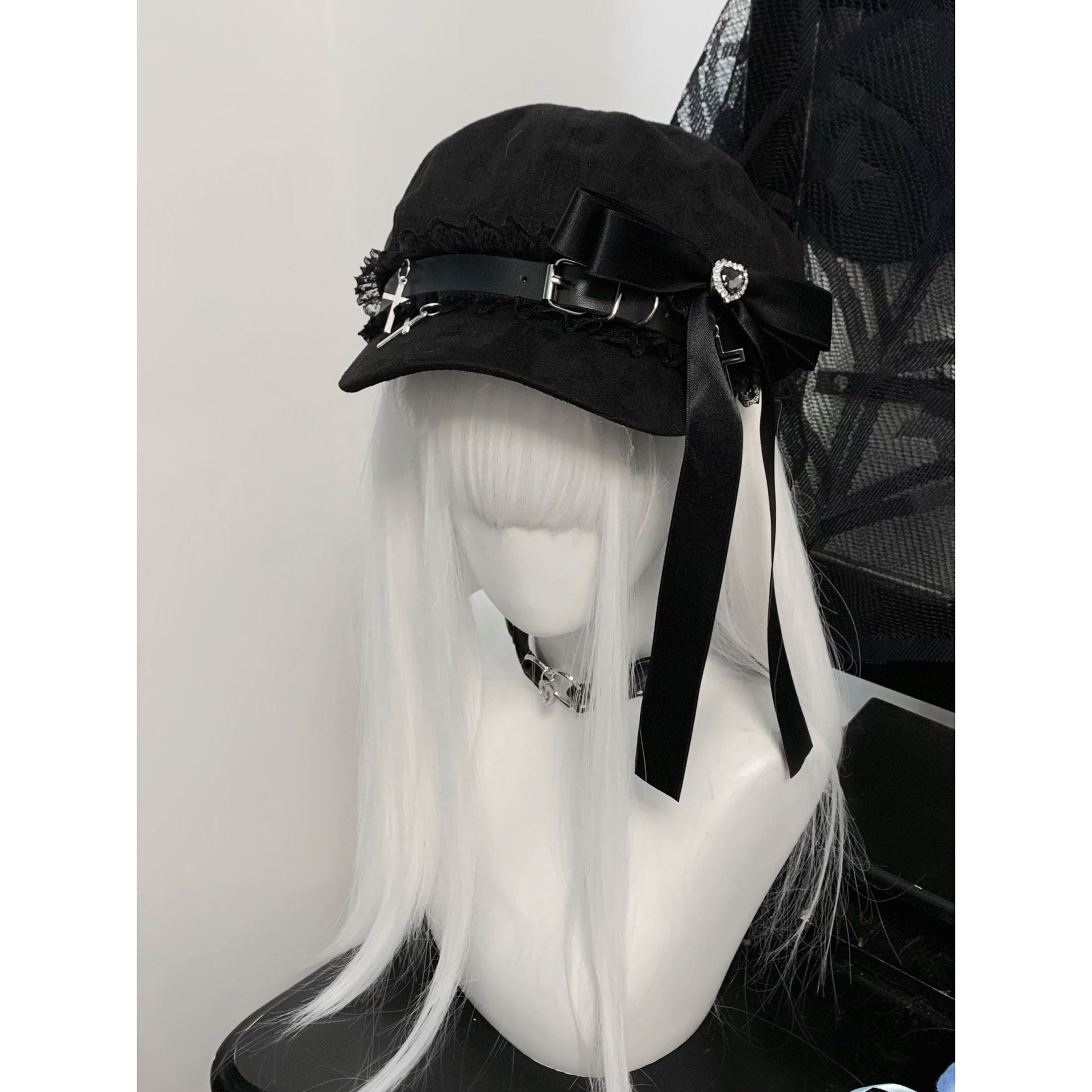 Amour Bow-Tie Beret
